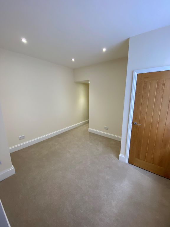 Property photo 3 of 6 Living Room