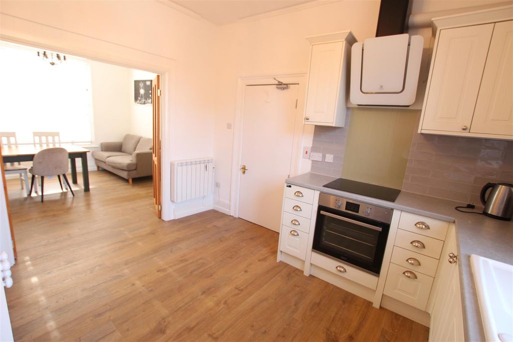 Property photo 2 of 12 Img_9308.Jpg