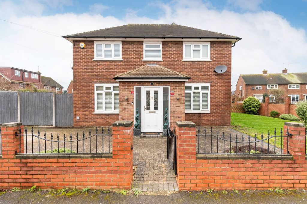 Property photo 1 of 13