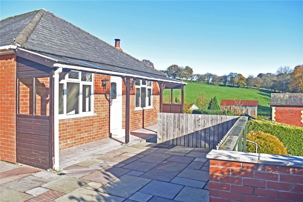 Property photo 1 of 15 Picture No. 05