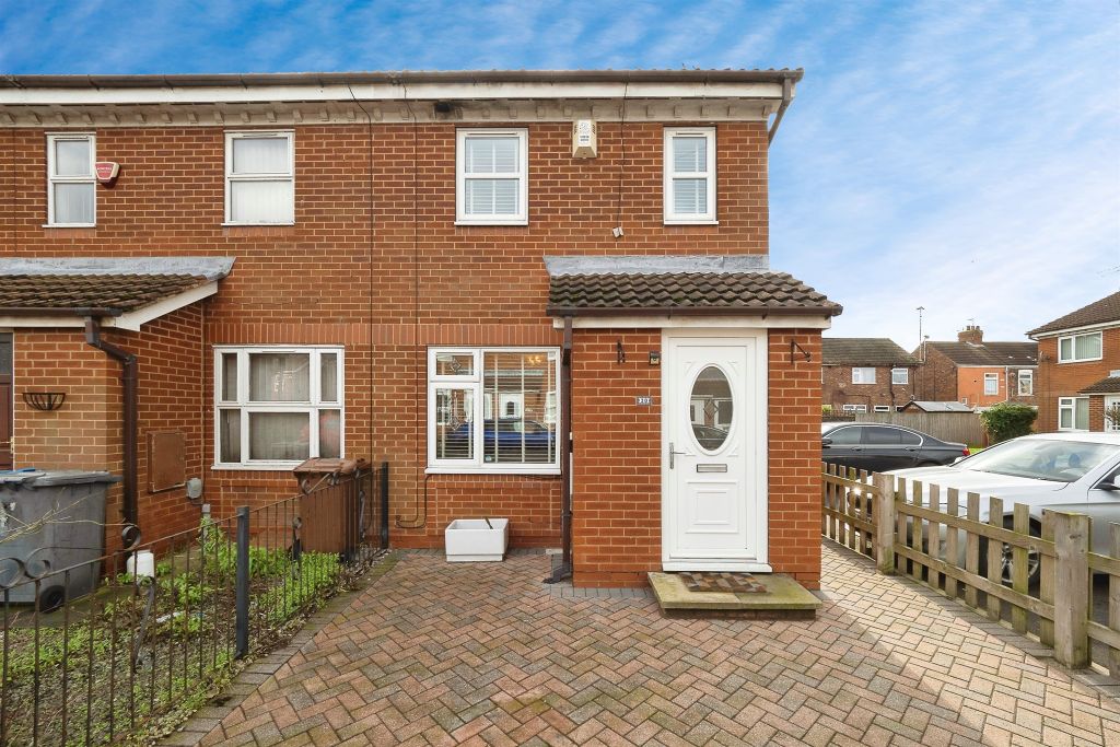 Property photo 1 of 12