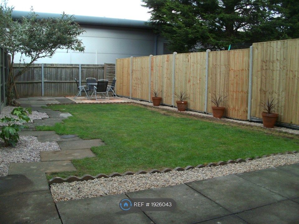 Property photo 2 of 8