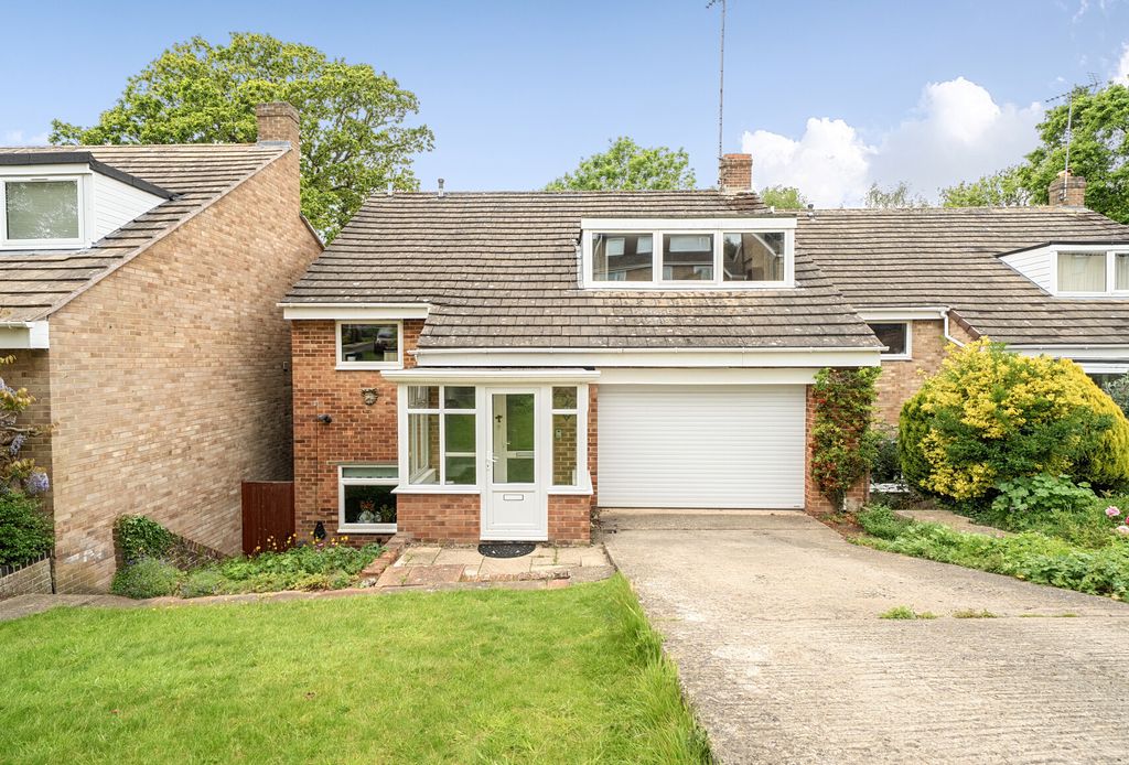 Property photo 1 of 13 1458672-19-6A01B3...