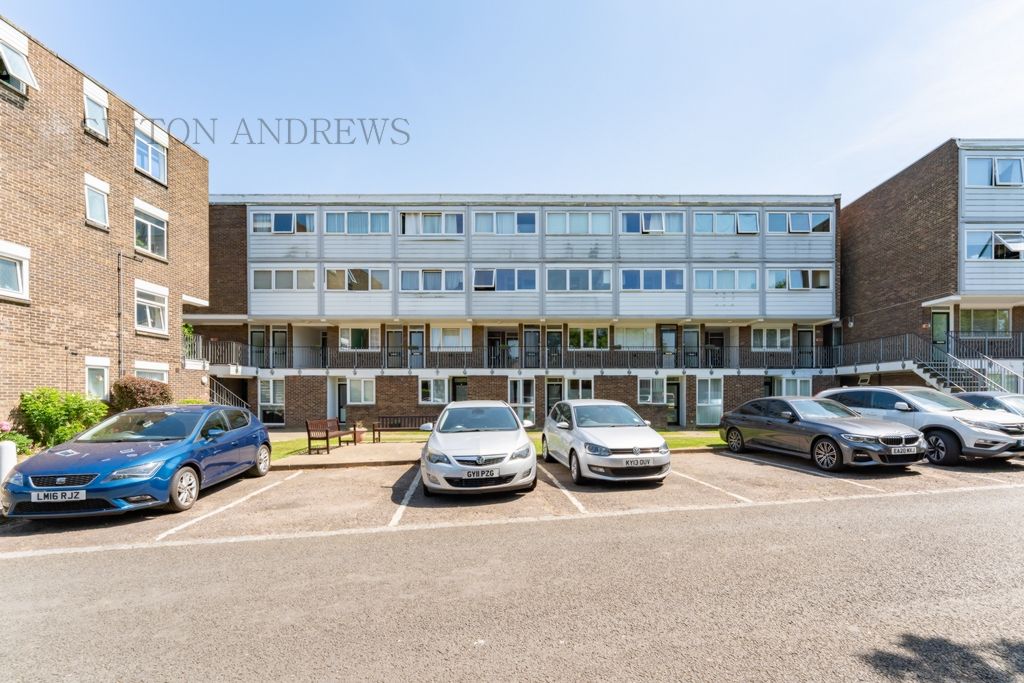 Property photo 1 of 13 Photo 17