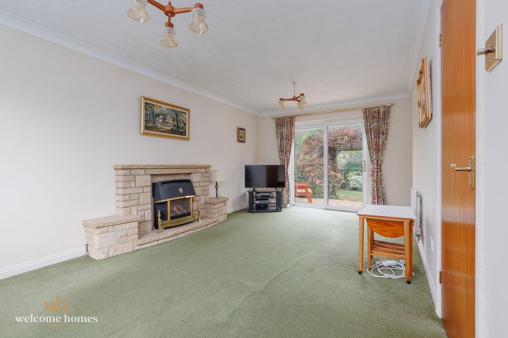 Property photo 2 of 20