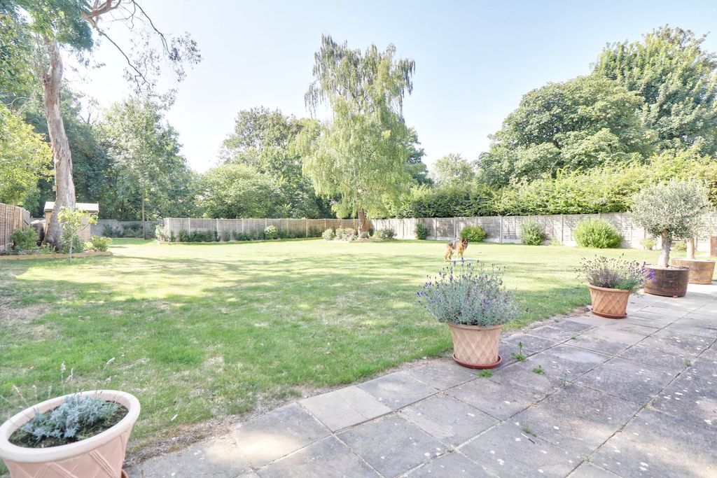 Property photo 3 of 14