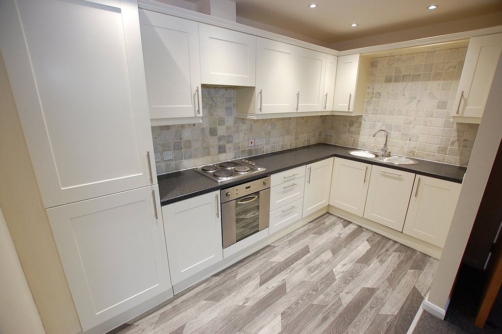 Property photo 2 of 10 Picture No. 08