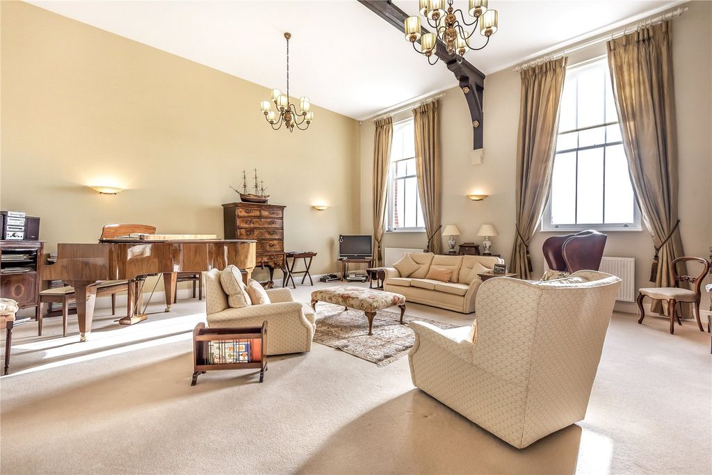 Property photo 3 of 13 Reception Room