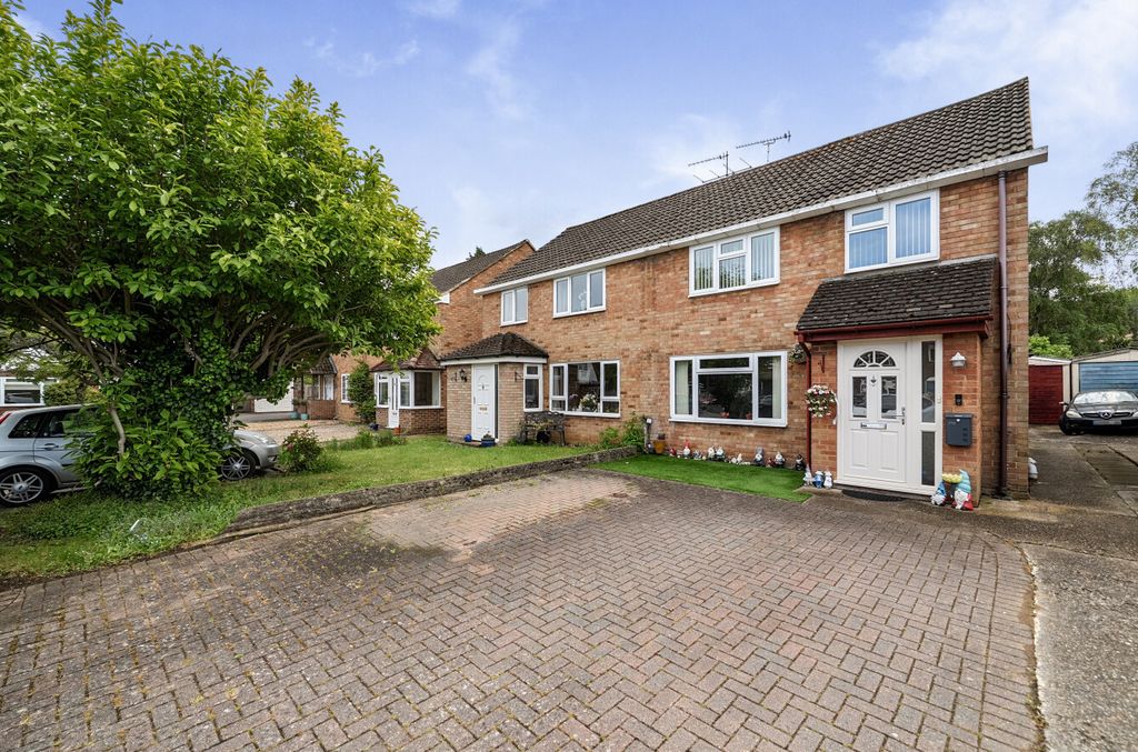 Property photo 1 of 18 1463424-15-6A06F0...