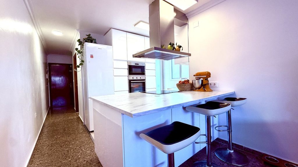 Property photo 1 of 31
