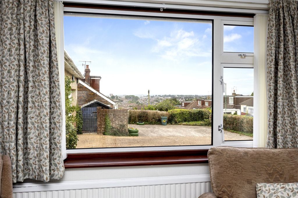 Property photo 3 of 18 Picture No. 03