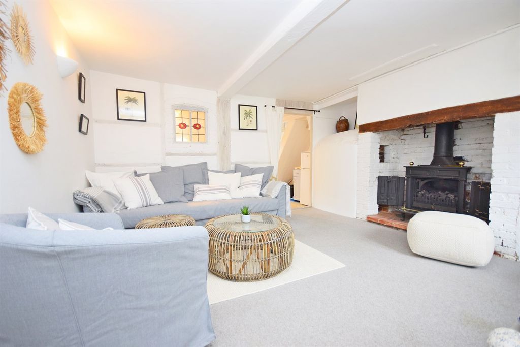 Property photo 2 of 7 Sitting Room
