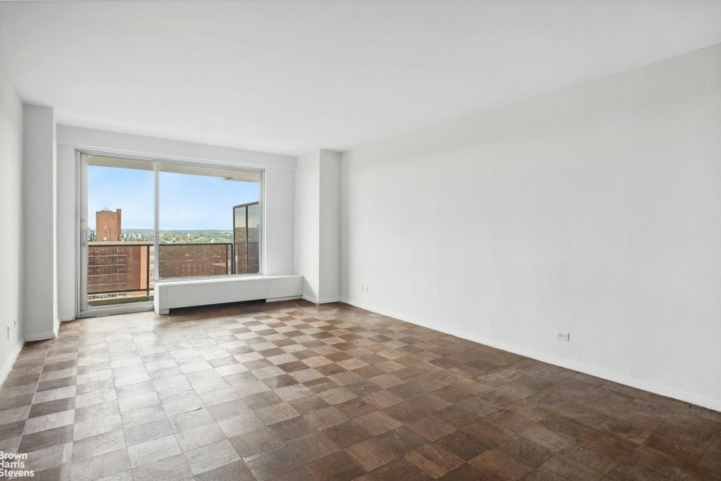 Property photo 3 of 14 <Alttext/>