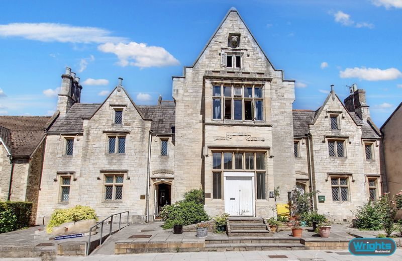 Property photo 1 of 13 Photo 10