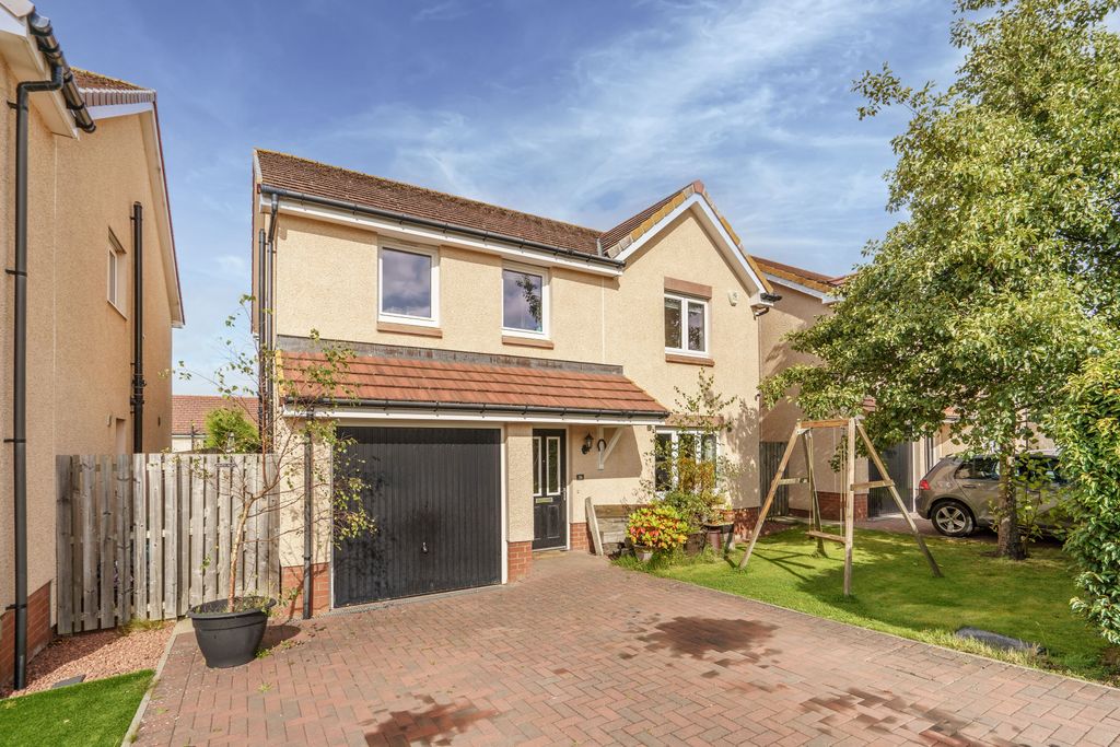 Property photo 1 of 17 Primary Property Image