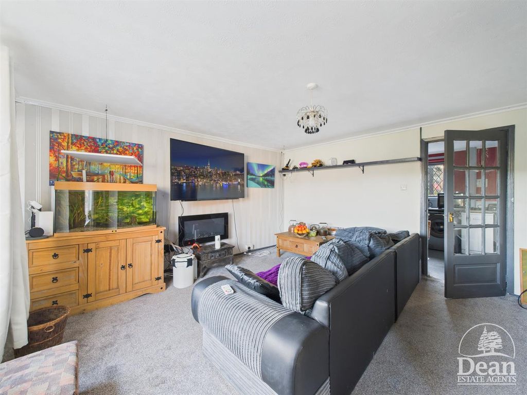 Property photo 2 of 14