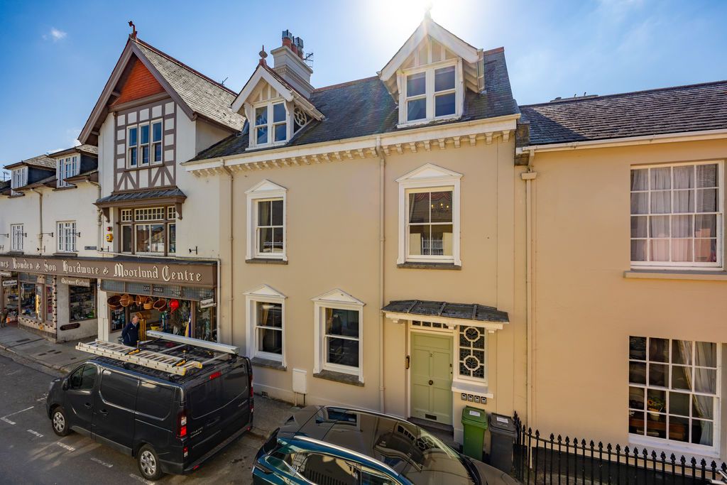 Property photo 1 of 29 Photo 1