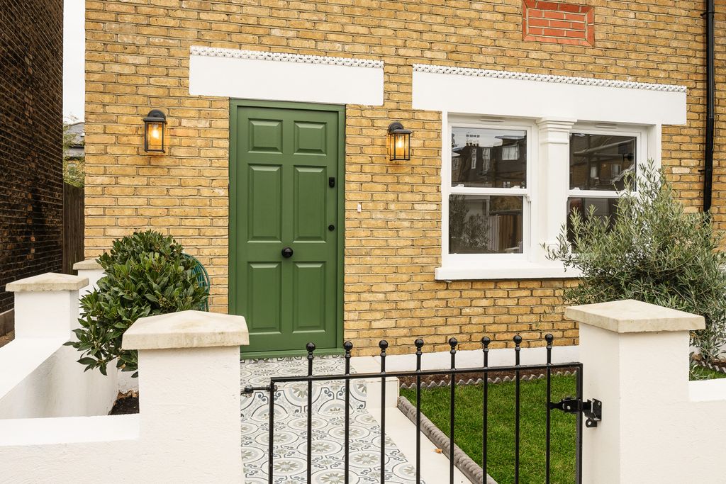 Property photo 3 of 15 Picture No. 16