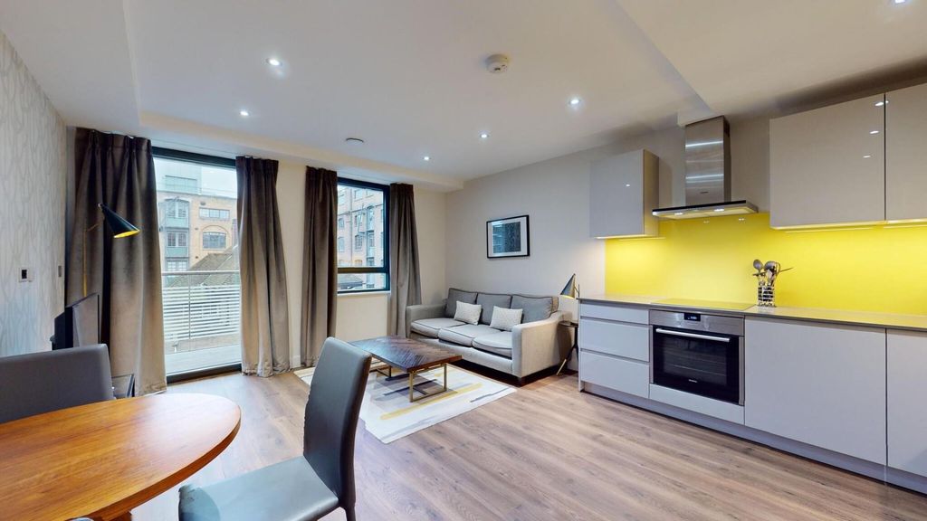 Property photo 1 of 13 67485ce7De33E12c33248d69_d3F622Cb8B8Ade5A9E9Cfbb63