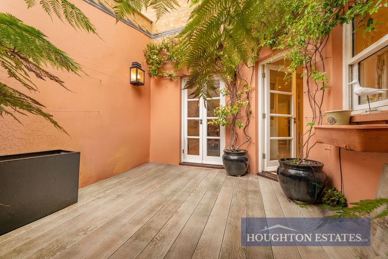 Property photo 3 of 22 Photo 4