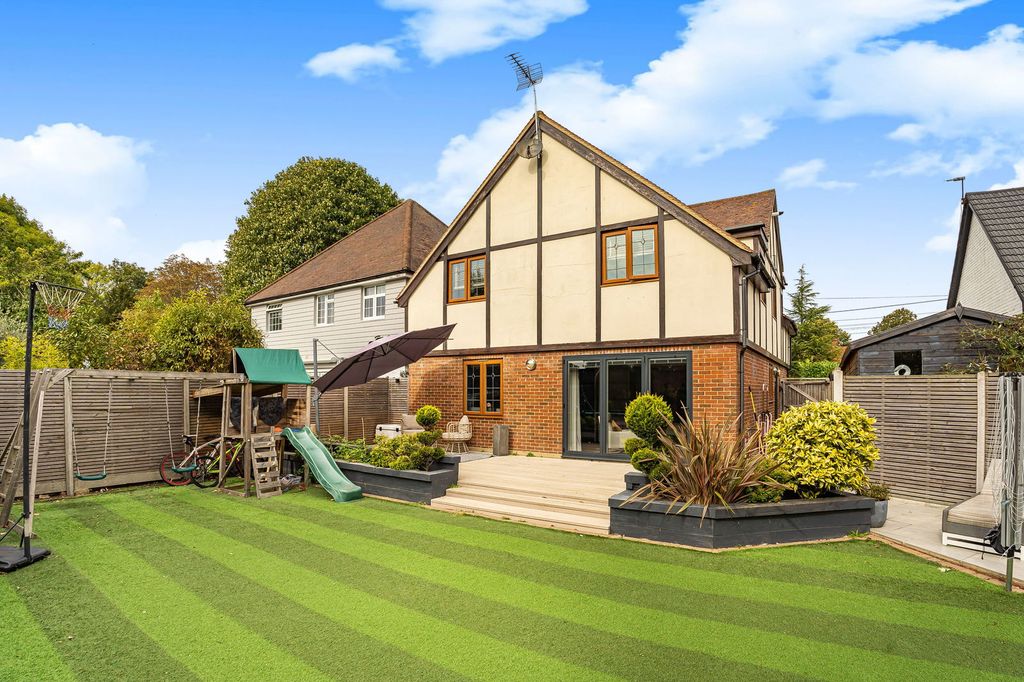 Property photo 1 of 39