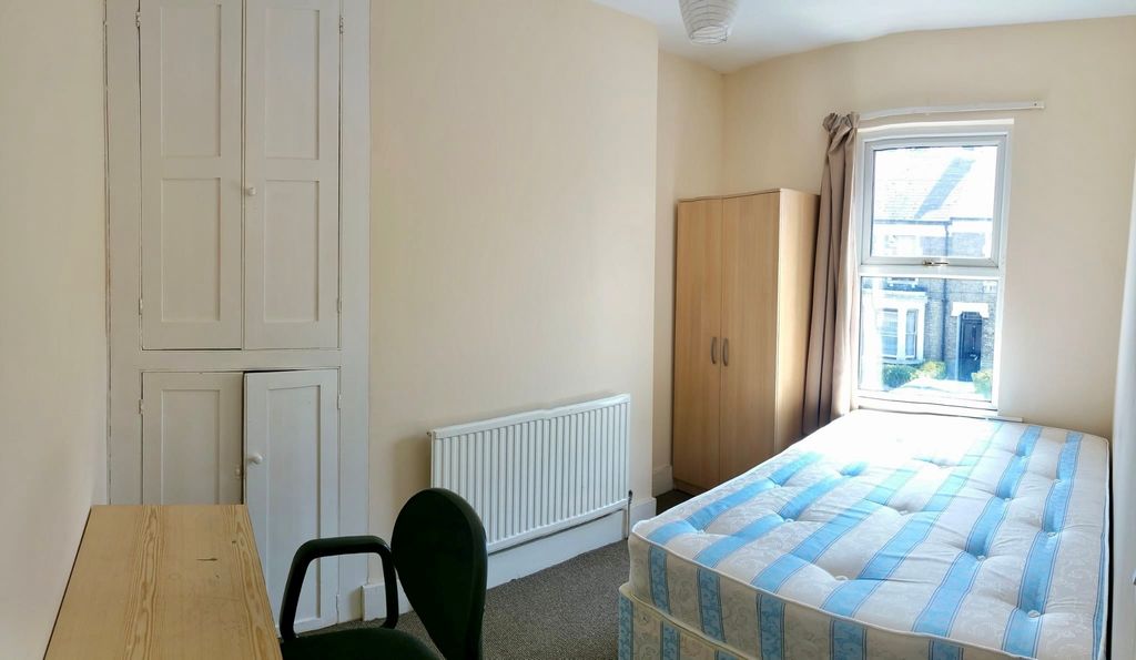 Property photo 2 of 4