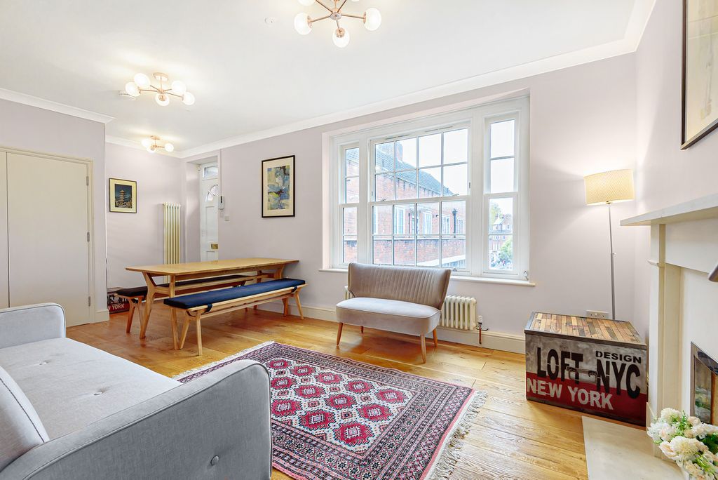 Property photo 3 of 9