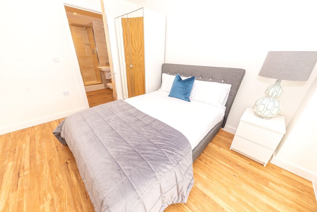 Property photo 2 of 16 Picture No. 01