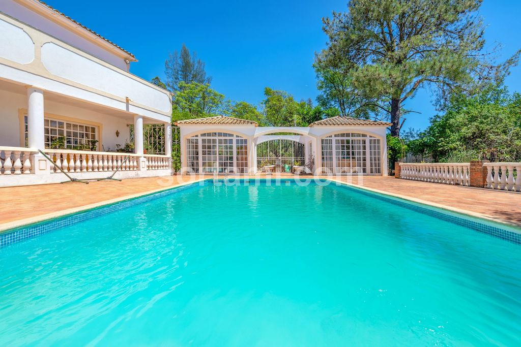 Property photo 2 of 32