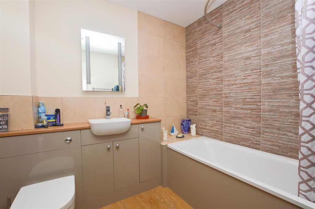 Property photo 3 of 19 Dsc_1170.Jpg