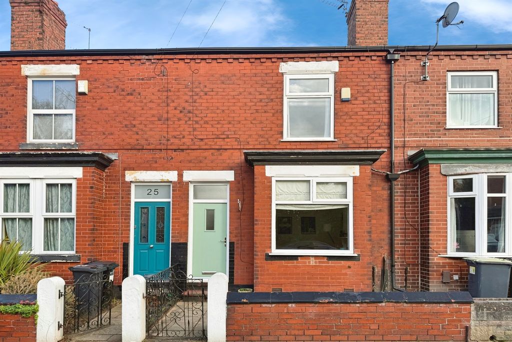 Property photo 1 of 19 (Main)