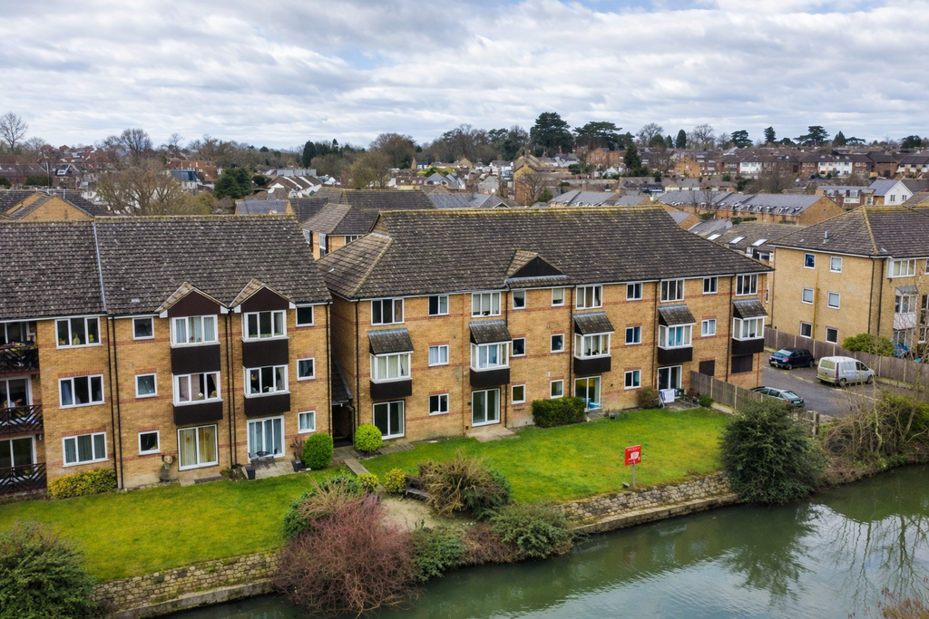 Property photo 2 of 12