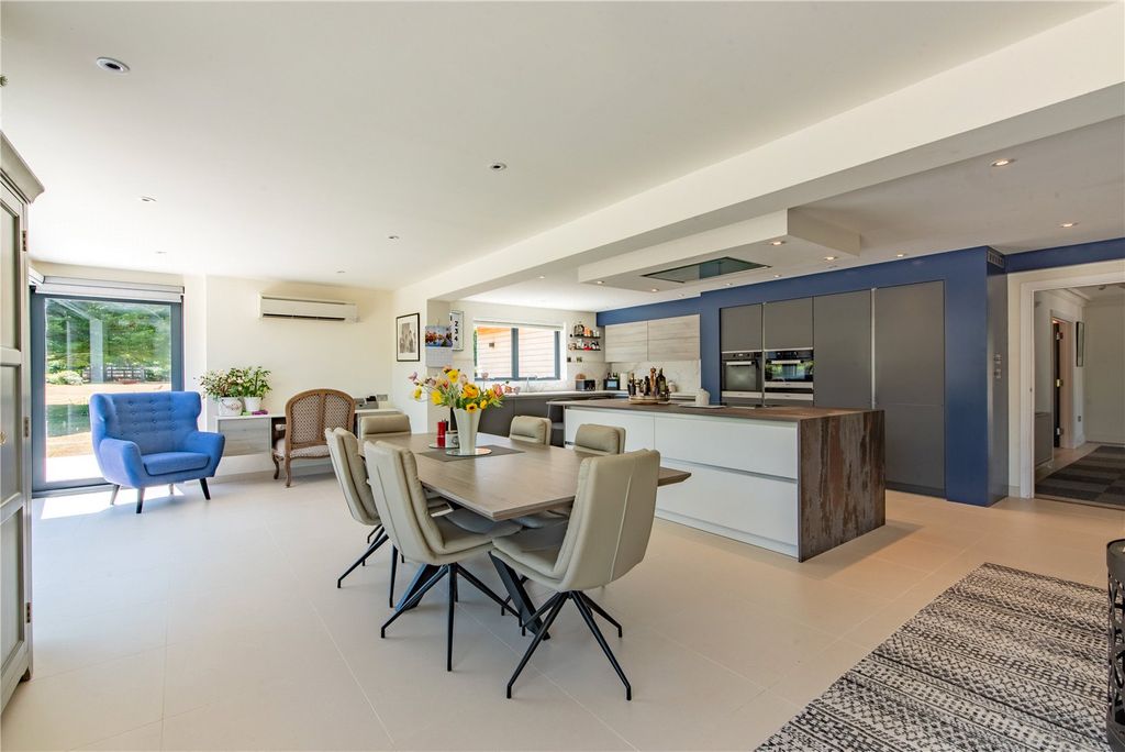 Property photo 3 of 25 Dining/Kitchen Area