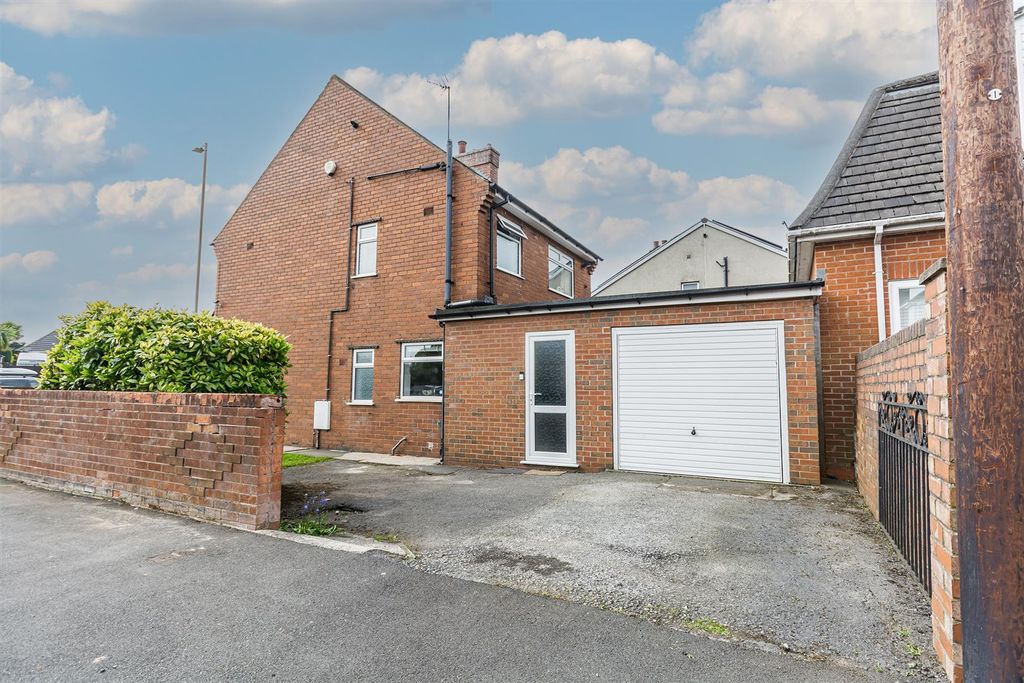 Property photo 2 of 19 Ccltd-4.Jpg