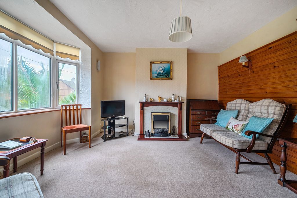 Property photo 2 of 21 10-6Adf72559774A-...