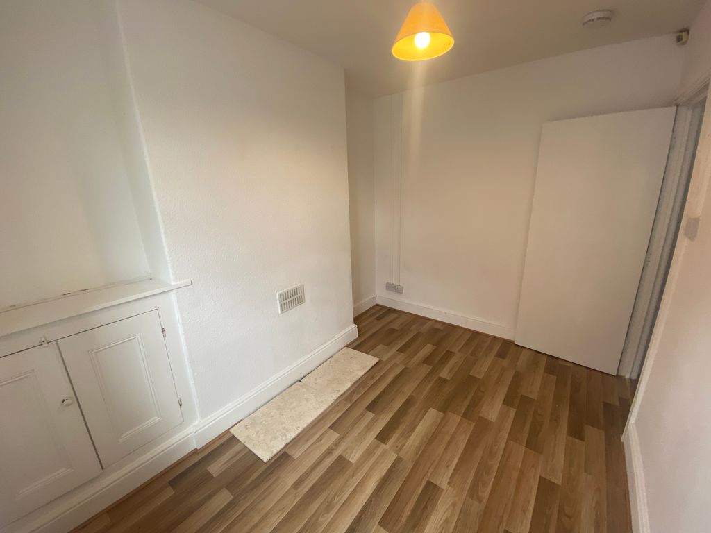 Property photo 3 of 8 Front