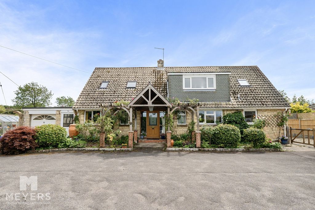Property photo 1 of 29