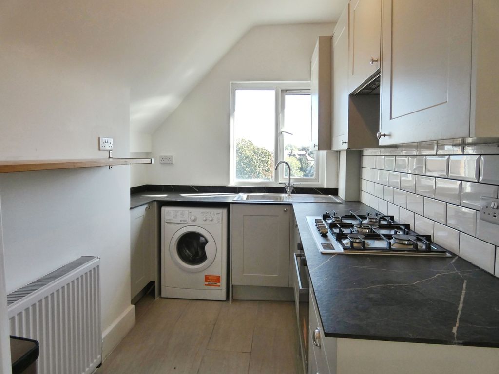 Property photo 3 of 6 Kitchen