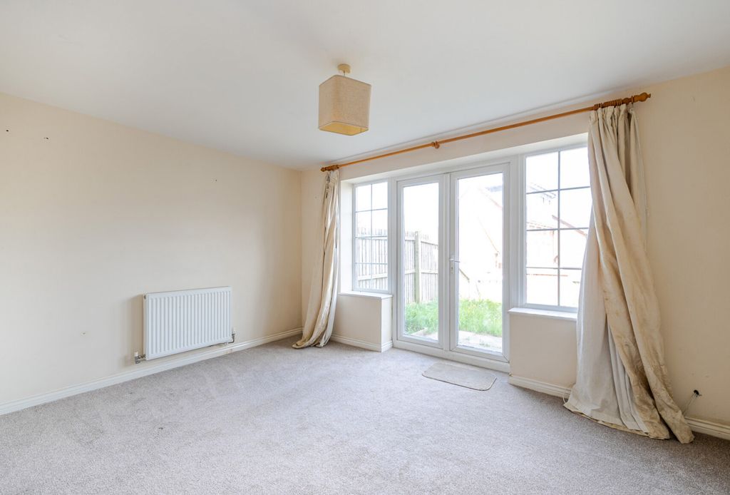 Property photo 3 of 14 1295454-7-682c6c7...