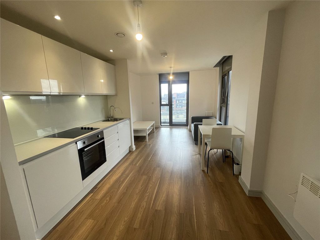 Property photo 2 of 6 Picture No. 07