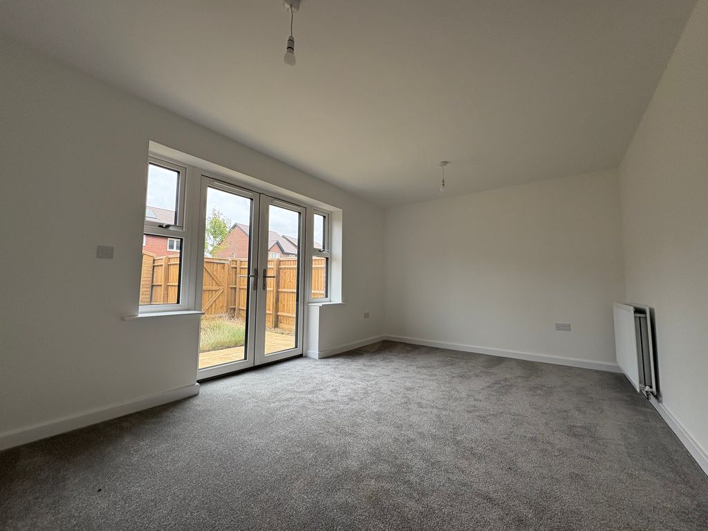 Property photo 2 of 11 Image