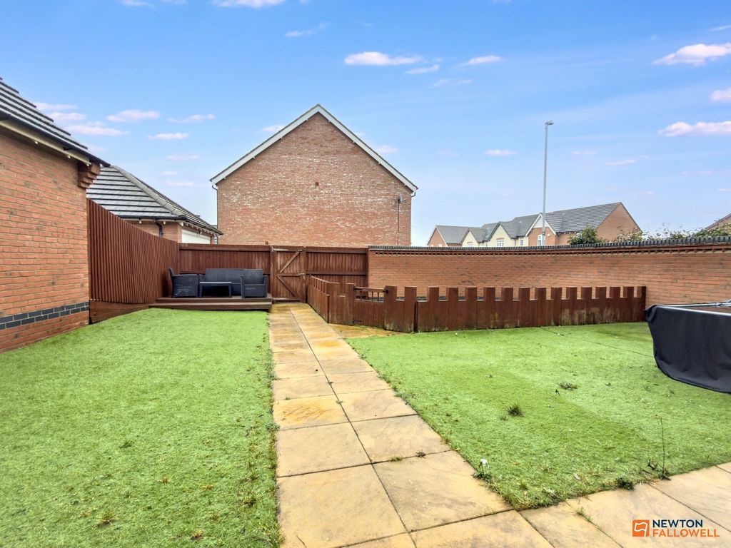 Additional image 4 of 4 bed detached house for saleBaker Grove, Ibstock LE67