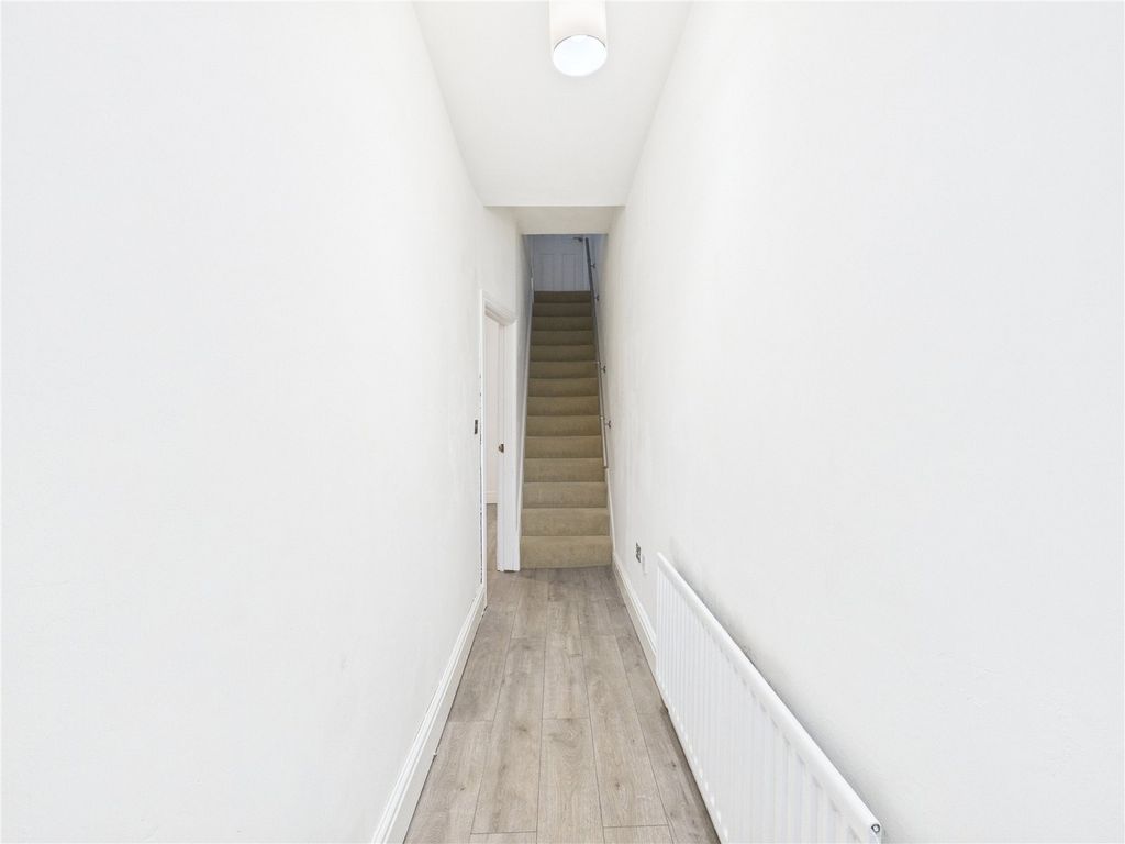 Property photo 2 of 14 Picture No. 02