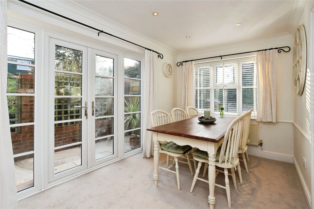 Property photo 3 of 16 Picture No. 06