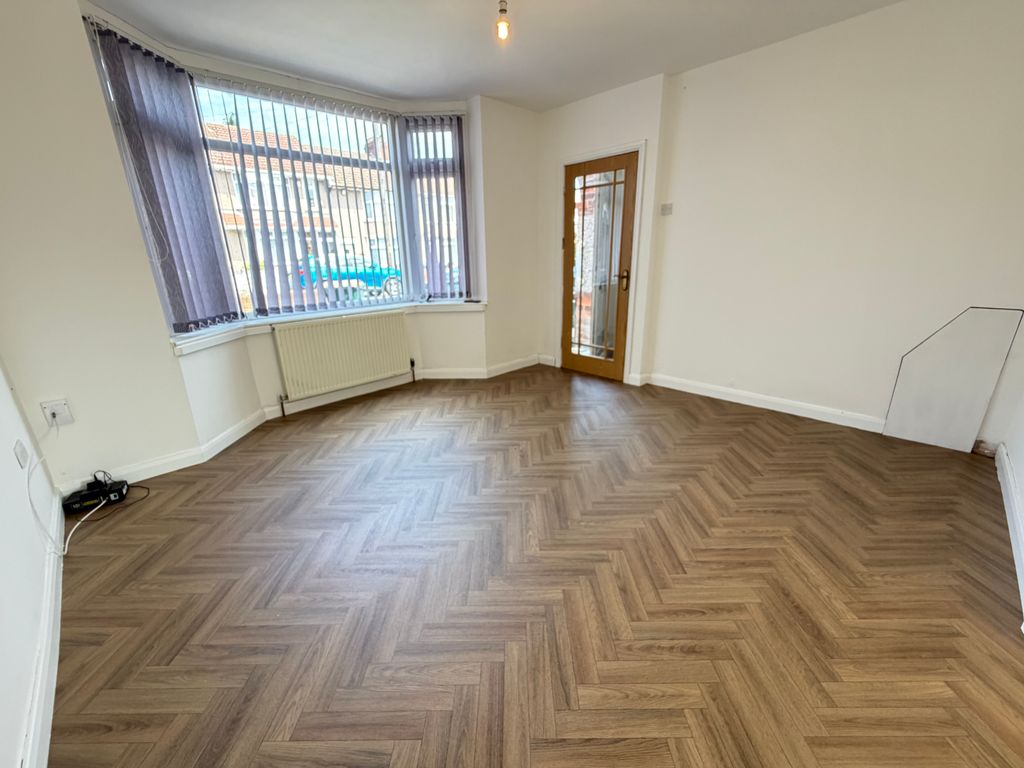 Property photo 3 of 13 Image