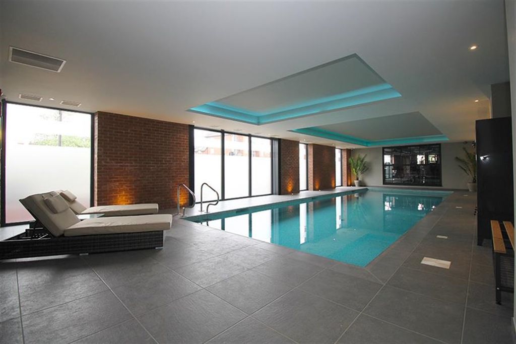 Property photo 1 of 22 Swimming Pool