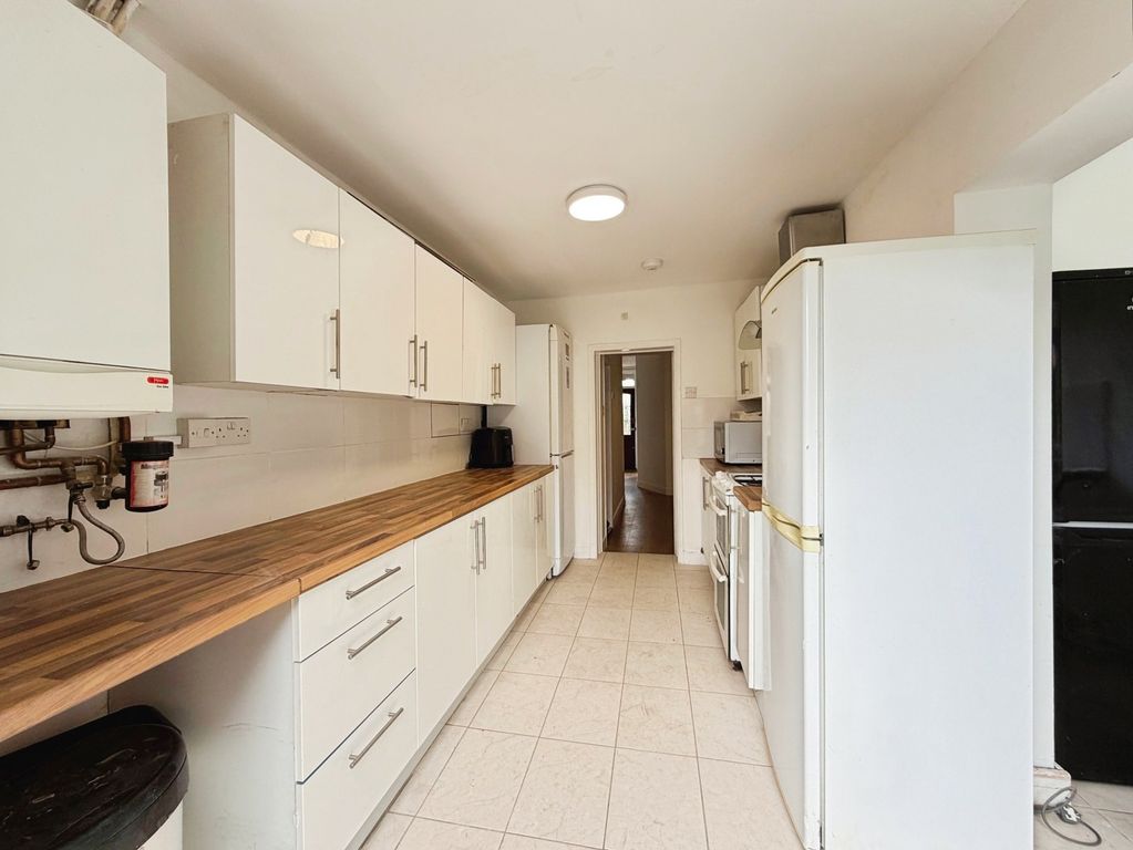 Property photo 3 of 17 Pbox-Img.Jpg