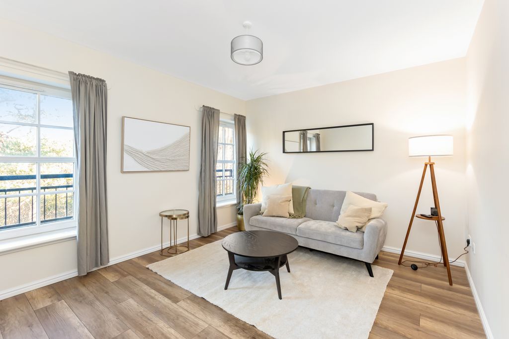 Property photo 2 of 17 Property Image 2