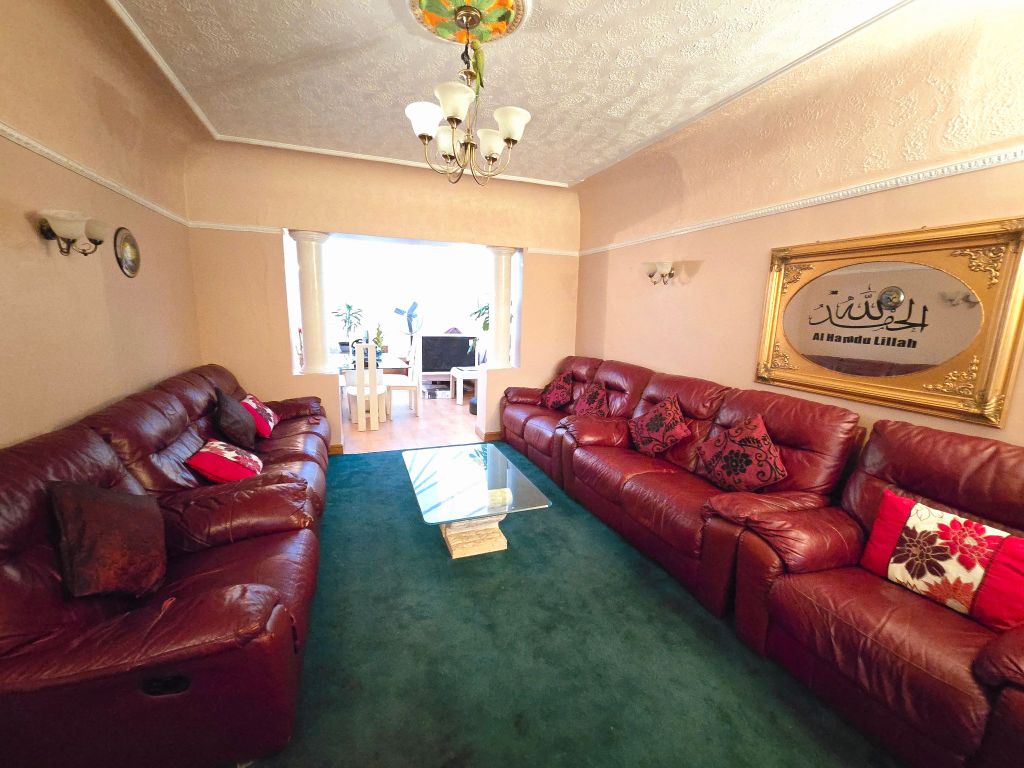 Property photo 3 of 28 Photograph 69