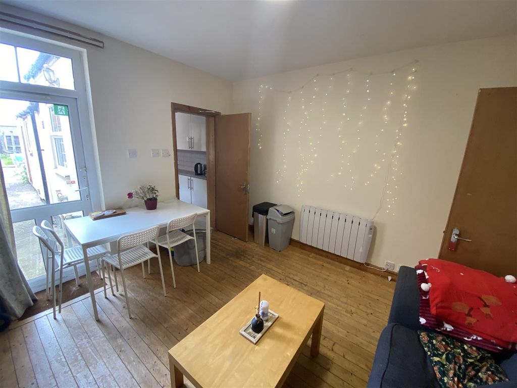 Property photo 2 of 25 Img_2381.Jpg